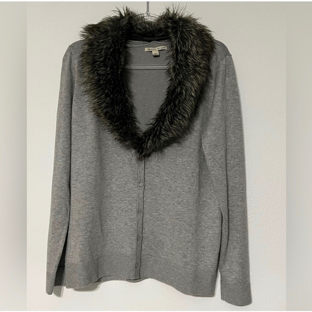 Carolyn Taylor Faux Fur Collar Button Front Cardigan Gray‎ Knit Sweater Sz Large